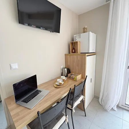 Gæstehus Climatisee Et Salle De Bain Privatives, Parking Lisle-sur-Tarn