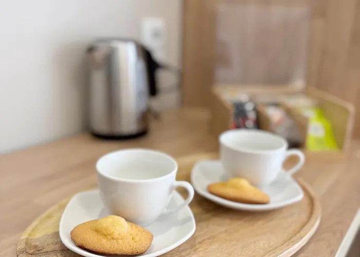 Climatisée Et Salle De Bain Privatives, Parking Pensión 3*